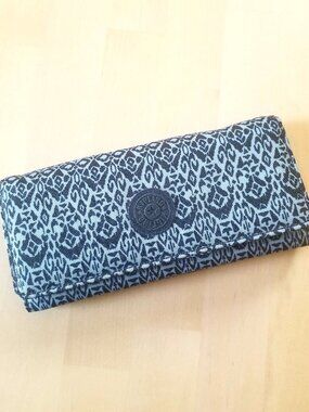 Kipling Wallet